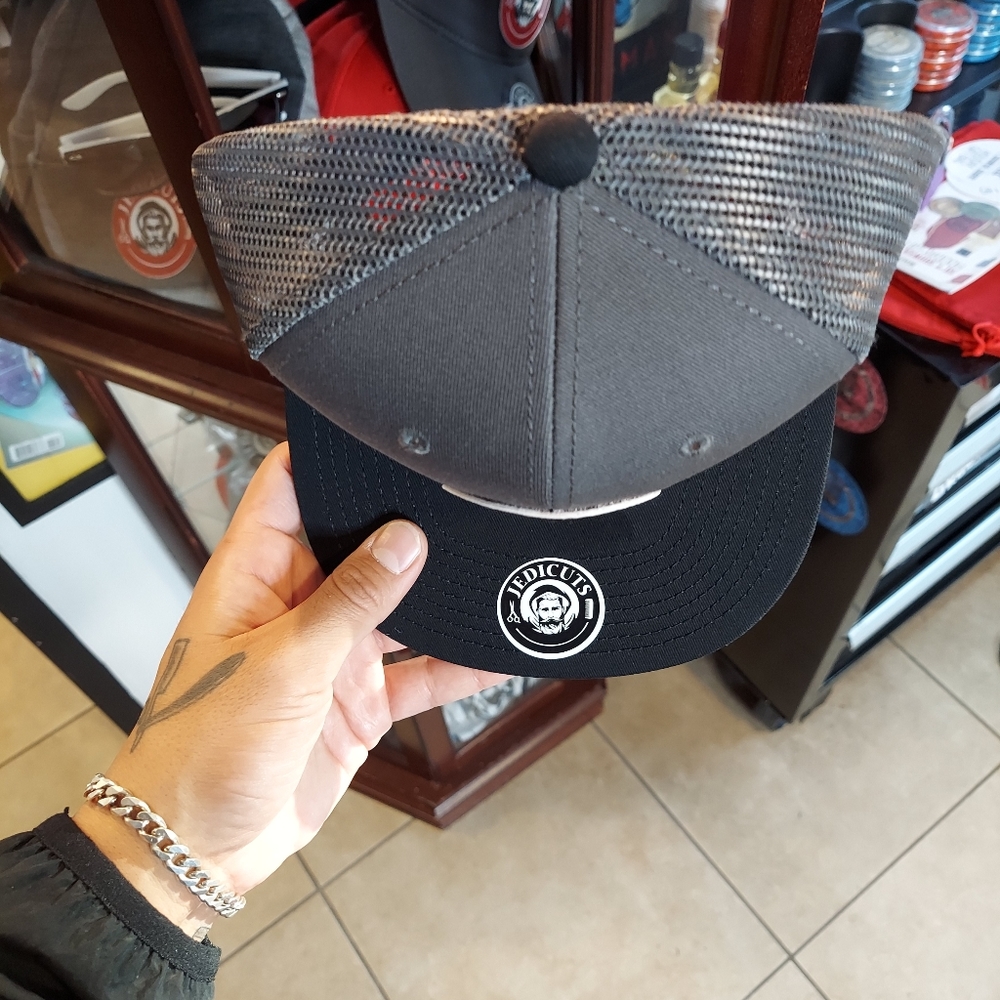 SNAPBACK HAT